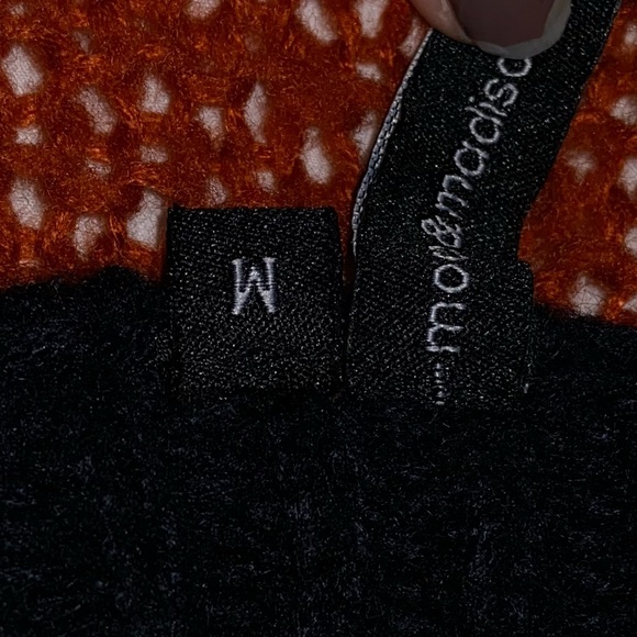 Colorful Knitted Sweater - Picture 3 of 3